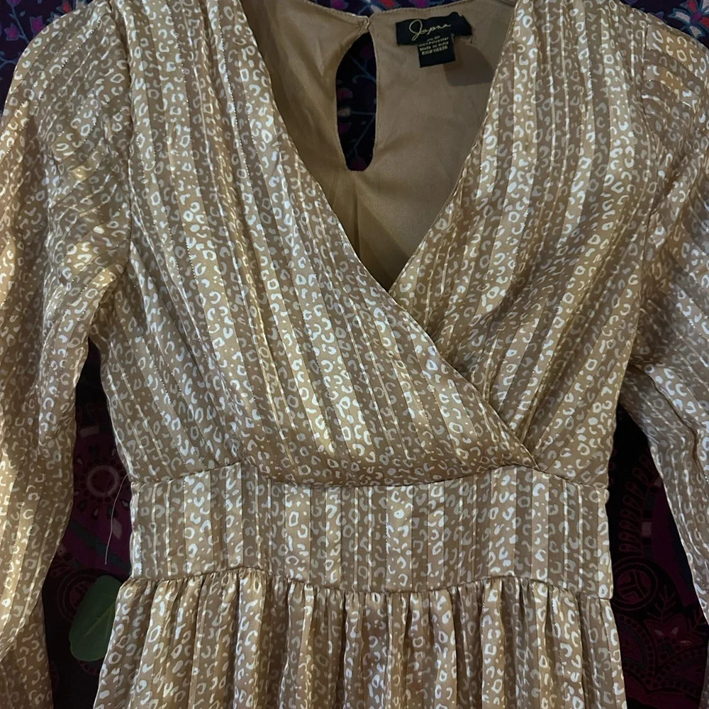 Dress - Picture 2 of 6